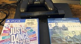Good
													PlayStation 4 - Black, 500 GB, Standard, photo 1 of 4