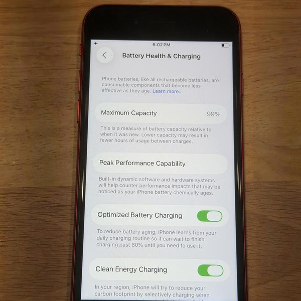 Apple iPhone SE 2nd Gen 2020 - Unlocked, 64 GB, Red, A2275