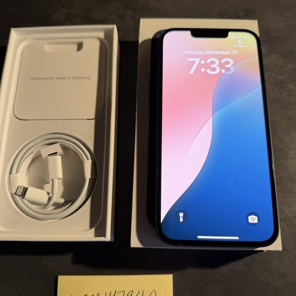 Apple iPhone 13 - Metro by T-Mobile, 128 GB, Midnight, A2482