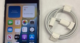Mint
													Apple iPhone SE 3rd Gen 2022 - Unlocked, Midnight, 64 GB, A2595, photo 1 of 9