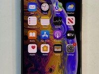 Apple iPhone Xs