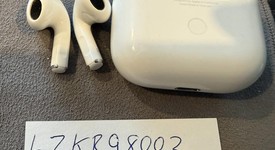 Used
													Apple AirPods 3rd Gen - MagSafe Case, photo 5 of 7