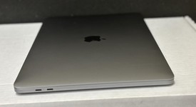 Fair
													MacBook Pro 2022 - 13" - Apple M2, Gray, 512 GB, 8 GB, photo 5 of 12
