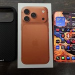 Mint Apple iPhone 17 Pro - Unlocked, Cosmic Orange, 256 GB, A3256