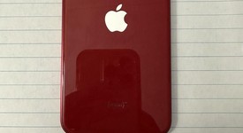 Fair
													Apple iPhone SE 3rd Gen 2022 - Unlocked, Red, 256 GB, A2595, photo 2 of 9