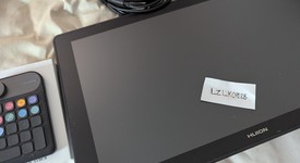 Mint
													Huion Kamvas 22, photo 2 of 5