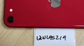 Good
													Apple iPhone SE 2nd Gen 2020 - Unlocked, Red, 128 GB, A2275, photo 4 of 6