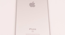 Mint
													Apple iPhone 6S - Verizon, Silver, 128 GB, A1688, photo 4 of 13