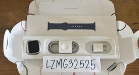 Good
													Apple Watch Series 5 40mm - Silver, A2092 - GPS, Aluminum, photo 1 of 5
