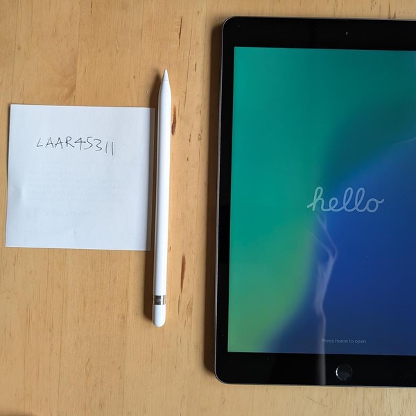 Apple iPad 8th Gen - Wi-Fi, Silver, 32 GB, A2270