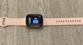 Good
													Apple Watch Series 10 46mm - Unlocked, Rose Gold, A3003 - Cellular, Aluminum, photo 3 of 9