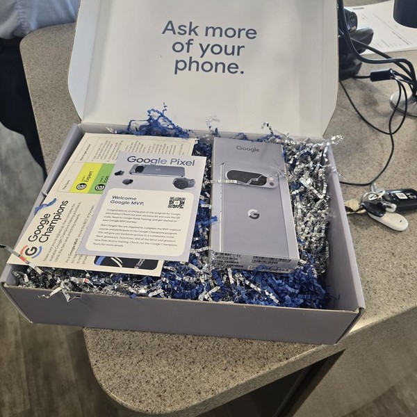 Google Pixel 10 Pro XL - Verizon, 256 GB, Moonstone, GUL82