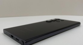 Good
													Samsung Galaxy S23 Ultra - Unlocked, Black, 256 GB, 8 GB, SM-S918U1, photo 4 of 5