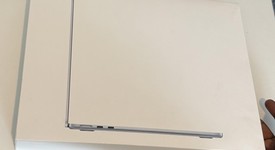 New
													MacBook Air 2025 (M4) - 13" - Apple M4, Sky Blue, 1 TB, 24 GB, photo 2 of 5