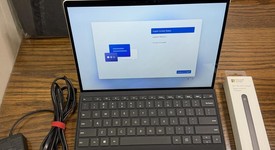 Good
													Microsoft Surface Pro X - SQ2, Platinum, 512 GB, 16 GB, GSM Unlocked, photo 1 of 7