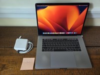 MacBook Pro 2017 (With Touch Bar) - 15"