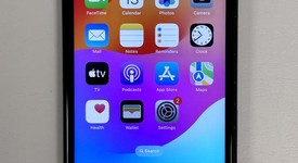 Good
													Apple iPhone Xr - Unlocked, Black, 64 GB, A1984, photo 1 of 7