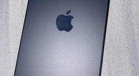 Mint
													Apple iPhone 16e - Boost, Black, 128 GB, A3212, photo 1 of 6