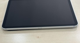 Good
													Apple iPad 11th Gen - Unlocked, Silver, 128 GB, A3355, photo 3 of 7