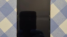 Good
													Motorola Razr Ultra (2025) - Unlocked, PANTONE Rio Red, 1 TB, 16 GB, photo 2 of 11