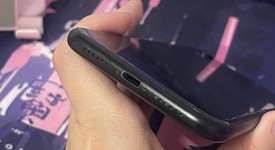 Good
													Apple iPhone Xr - Unlocked, Black, 64 GB, A1984, photo 5 of 6