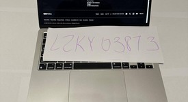 Good
													MacBook Air 2025 (M4) - 13" - Apple M4, Silver, 1 TB, 32 GB, photo 1 of 16