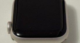 Mint
													Apple Watch SE 2nd Gen 40mm - Starlight, A2722 - GPS, Aluminum, photo 4 of 6