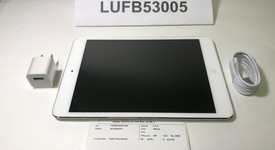 Good
													Apple iPad Mini - Wi-Fi, White, 16 GB, photo 1 of 11