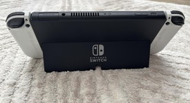 Mint
													Nintendo Switch - OLED - White, 64 GB, photo 4 of 15