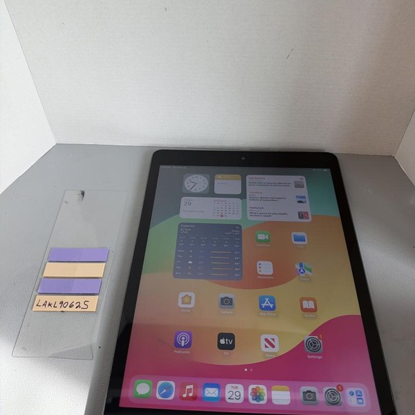 Apple iPad (9th Gen) - Unlocked, 256 GB, Gray, A2603