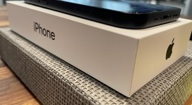 Mint
													Apple iPhone 12 Mini - Unlocked, Black, 128 GB, A2176, photo 5 of 9