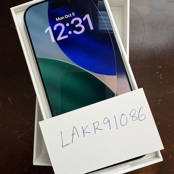 Apple iPhone 17 Pro - Unlocked, 256 GB, Silver, A3256