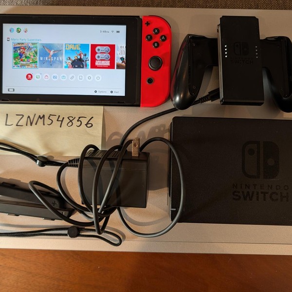 Nintendo Switch - 32 GB, Red & Blue