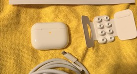 Used
													Apple AirPods Pro 3, photo 4 of 6