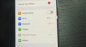 Mint
													Apple iPhone 17 - AT&T, Mist Blue, 256 GB, A3258, photo 4 of 5