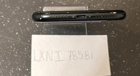 Fair
													Apple iPhone Xr - AT&T, Black, 64 GB, A1984, photo 2 of 4