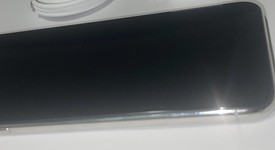 Fair
													Apple iPhone Xs Max - AT&T, Silver, 64 GB, A1921, photo 4 of 7