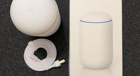 Good
													Ubiquiti UniFi Dream Machine, photo 1 of 11