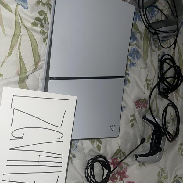 PlayStation 5 Slim Digital Edition (2023) - 1 TB, White