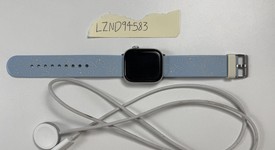 Good
													Apple Watch Series 10 42mm - Verizon, Silver, A3001 - Cellular, Aluminum, photo 3 of 9