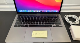 Good
													MacBook Pro 2020 - 13" - I5, Gray, 256 GB, 16 GB, photo 3 of 9