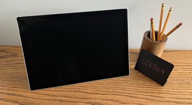 Good
													Microsoft Surface Pro 5 (2017) - Wi-Fi, Silver, 256 GB, 8 GB, photo 2 of 16