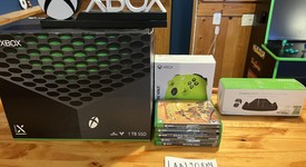 Mint
													Xbox Series X (2020) - Black, 1 TB, standard, photo 3 of 18