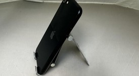 Good
													Apple iPhone SE 3rd Gen 2022 - Unlocked, Midnight, 64 GB, A2595, photo 4 of 6