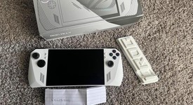 Mint
													Asus ROG Ally 7" - Z1 Extreme, White, 512 GB, 16 GB, Ryzen Z1 Extreme, photo 5 of 10