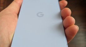 Mint
													Google Pixel 9a - Unlocked, Iris, 128 GB, 8 GB, photo 3 of 5