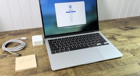 Good
													MacBook Air 2022 - 13" - Apple M2, Silver, 256 GB, 8 GB, photo 1 of 7