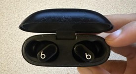 Used
													Beats Studio Buds - Black, photo 2 of 4