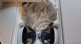 Mint
													Sony PlayStation VR2, photo 2 of 11