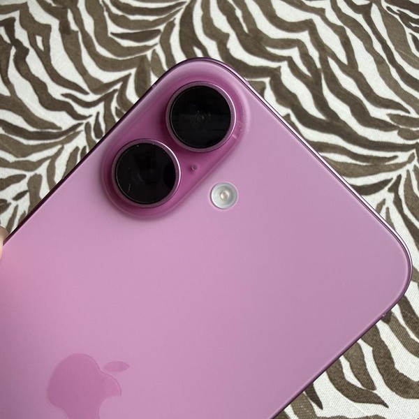 Apple iPhone 16 Plus - AT&T, 128 GB, Pink, A3082